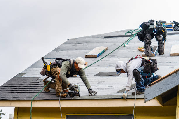 Professional Gutter Installation technician working in Miami, AZ